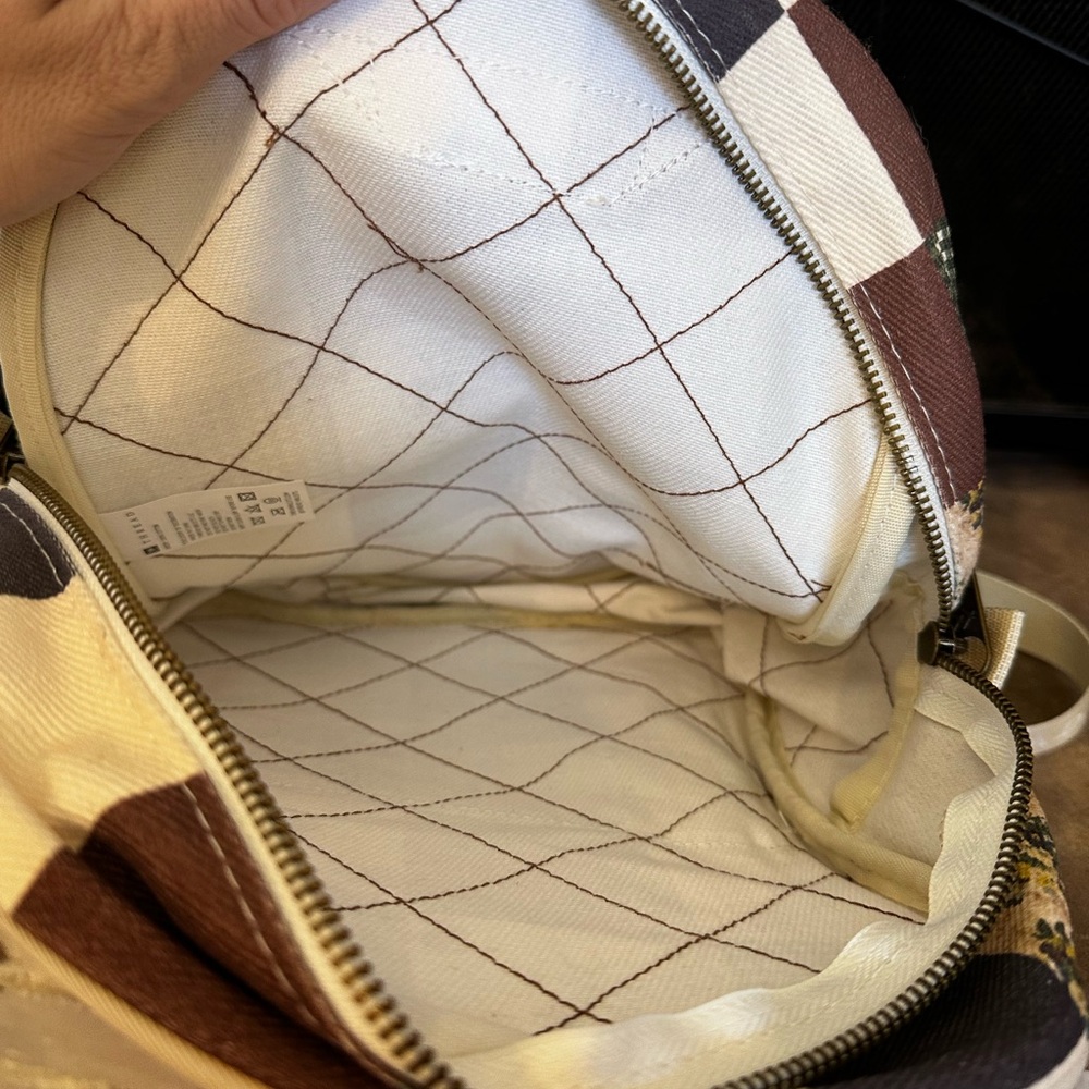 Threads Patchwork Backpack with Multicolor Design - Picture 3 of 4